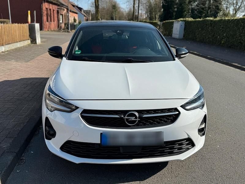 Weiß Gebraucht 2020 Opel Corsa GS Line Kleinwagen | 9.950 € (Superpreis) - Bild 1/4