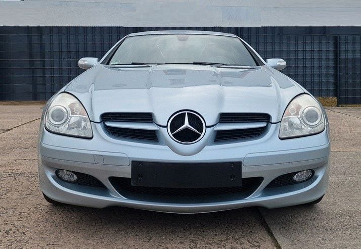 Silber Gebraucht 2004 Mercedes SLK200 Cabrio | 5.999 € (Guter Preis) - Bild 1/4