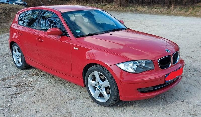Gebraucht BMW 116 122 PS (89 kW) 2008 Rot Kleinwagen