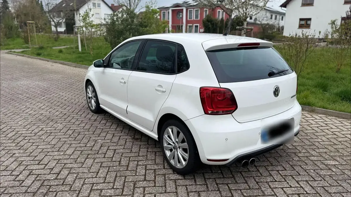 Gebraucht VW Polo Team 86 PS (63 kW) 2011 Weiß Kleinwagen