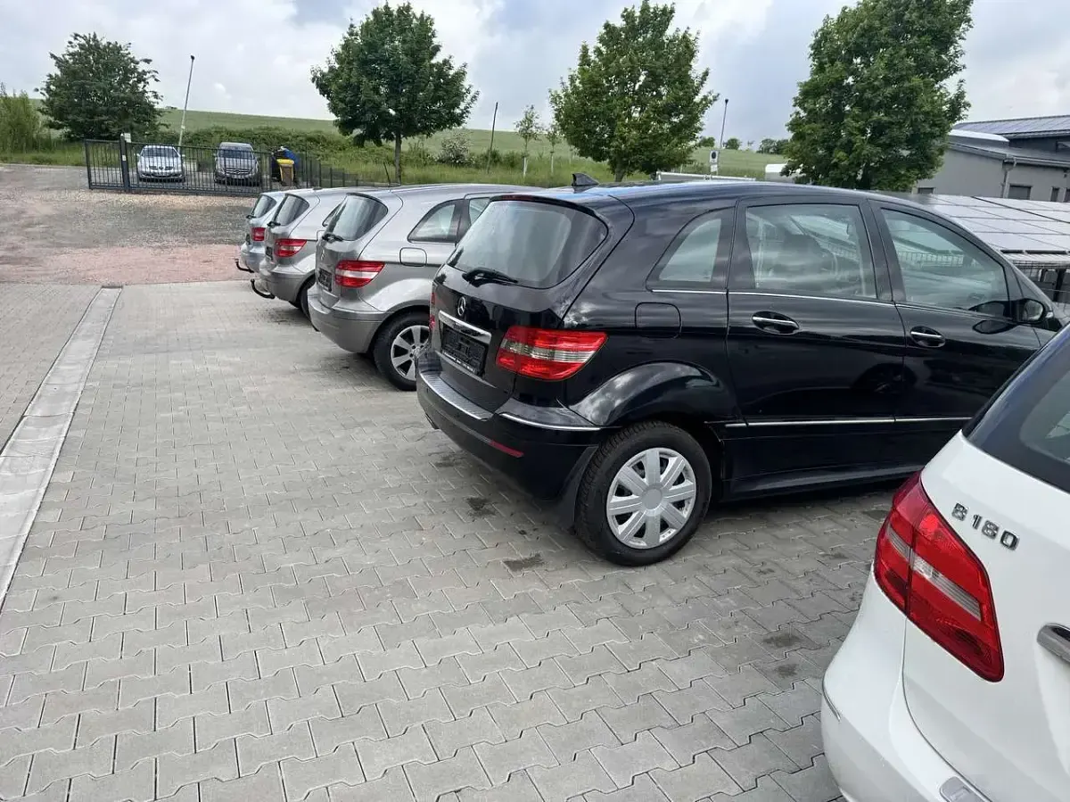 Gebraucht Mercedes E200 193 PS (141 kW) 2005 Schwarz Kombi