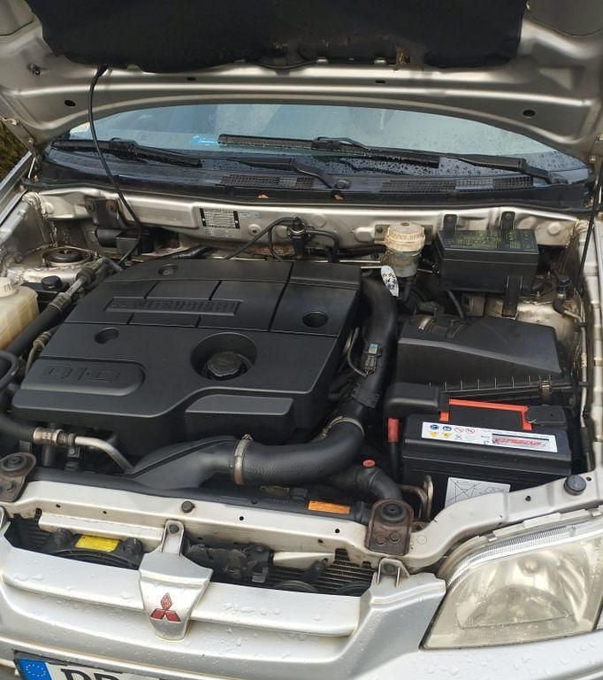 Gebraucht Mitsubishi Space Star Comfort Edition 102 PS (75 kW) 2001 Van / Kleinbus