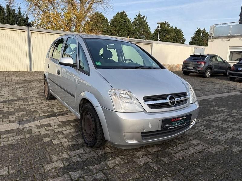 Silber Gebraucht 2004 Opel Meriva Van / Kleinbus | 2.690 € (Fairer Preis) - Bild 1/4