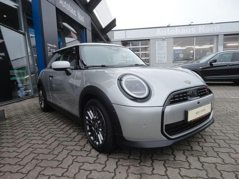 Gebraucht Mini Cooper S Classic 204 PS (150 kW) 2024 Silber Kleinwagen