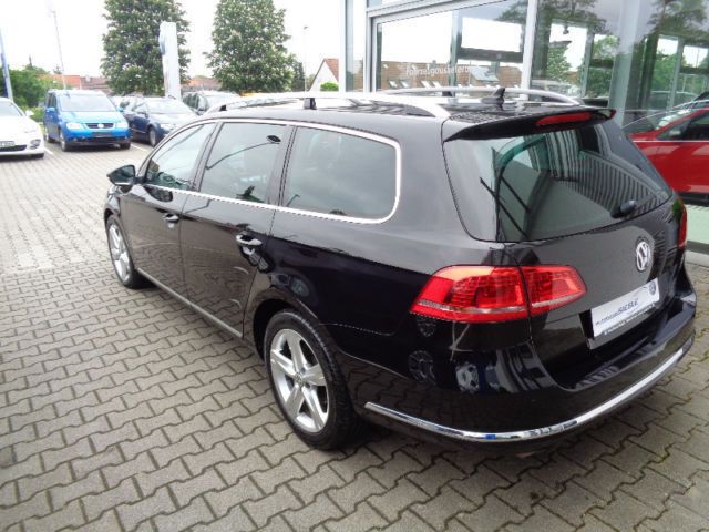 Gebraucht VW Passat Highline 140 PS (102 kW) 2013 Schwarz metallic Kombi