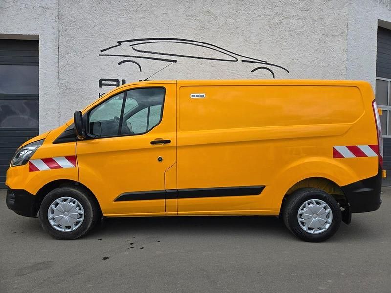 Gebraucht Ford Transit Custom 131 PS (96 kW) 2021 Orange Van / Kleinbus