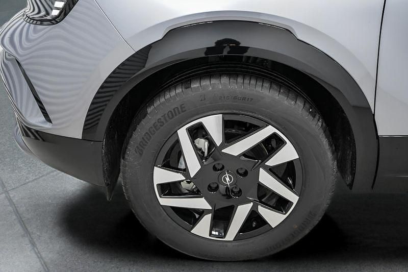 Neu Opel Mokka 131 PS (96 kW) 2025 Grau SUV