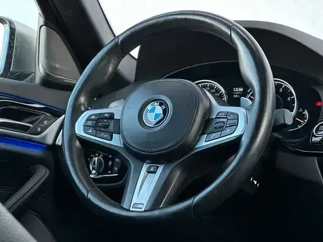 Gebraucht BMW M550 Performance 400 PS (294 kW) 2018 Grau Limousine