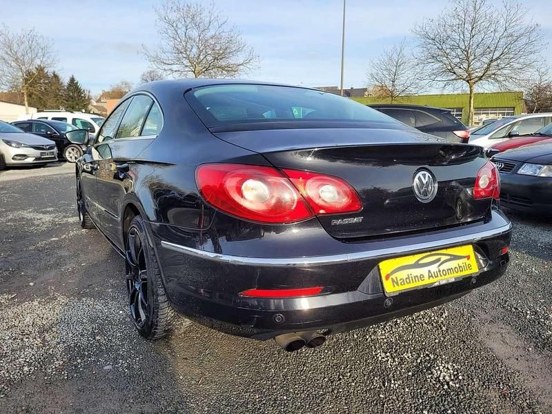Gebraucht VW Passat Basis 160 PS (117 kW) 2009 Deep black perleffekt Limousine