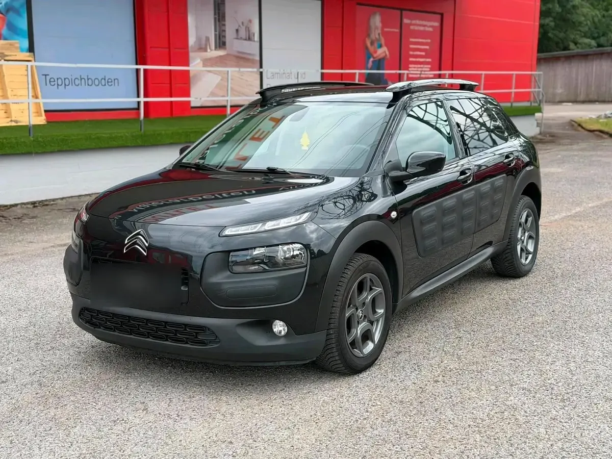 Gebraucht Citroën C4 70 PS (51 kW) 2015 Schwarz Limousine