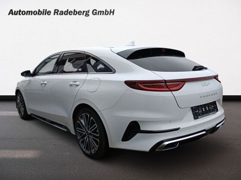 Neu Kia ProCeed GT-Line 140 PS (102 kW) 2025 Weiß Kleinwagen