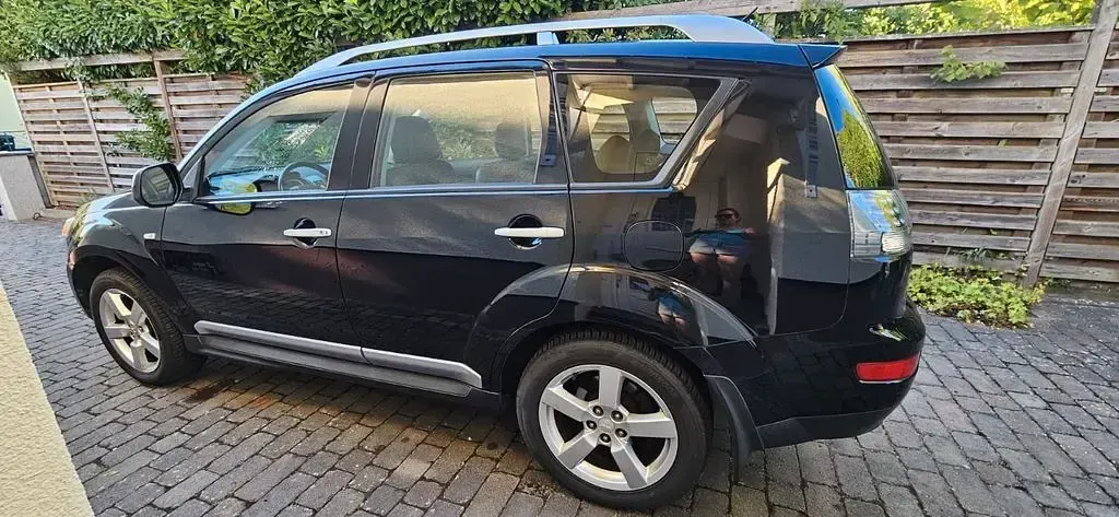Gebraucht Mitsubishi Outlander Instyle 170 PS (125 kW) 2010 Schwarz SUV