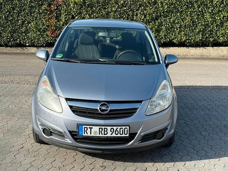 Gebraucht Opel Corsa Edition 80 PS (58 kW) 2007 Grau Kleinwagen