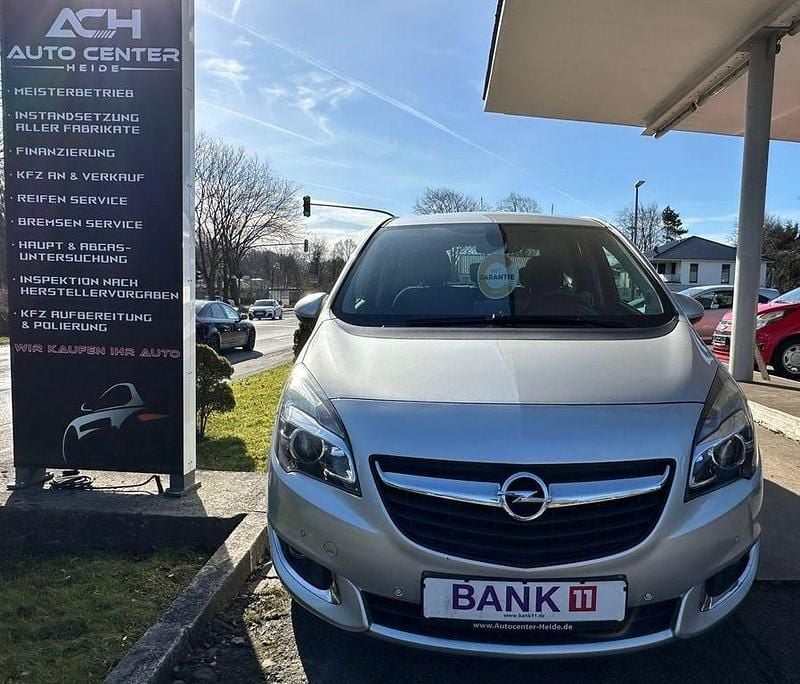 Gebraucht Opel Meriva Style 140 PS (102 kW) 2015 Silber Van / Kleinbus