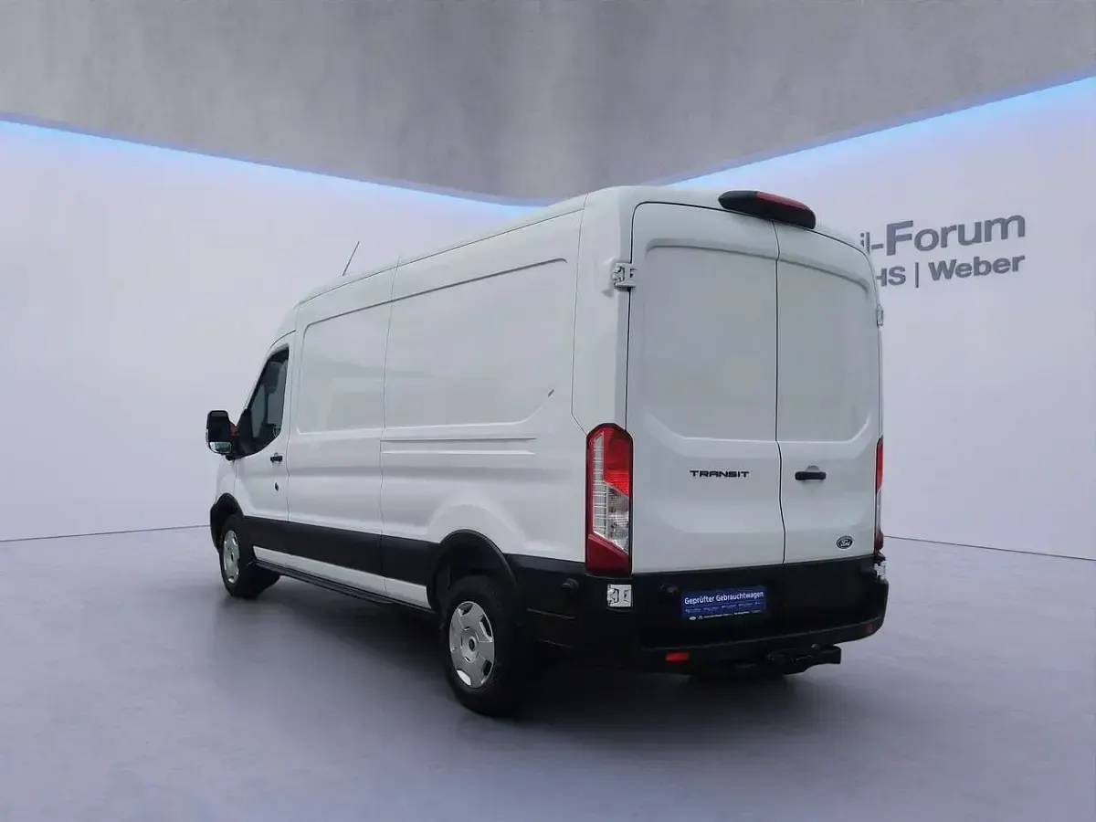 Gebraucht Ford Transit Trend 131 PS (96 kW) 2025 Frostweiß Limousine