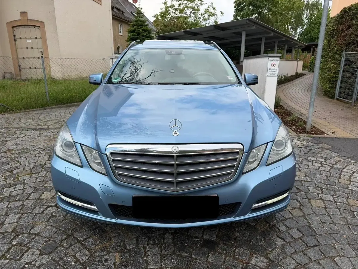 Occasion Mercedes E200 136 ch (100 kW) 2011 Bleue Break