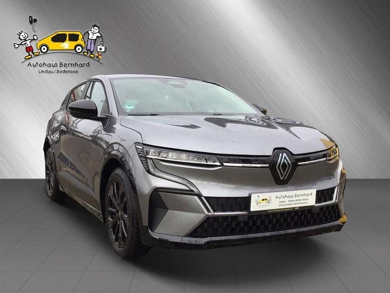 Gebraucht Renault Mégane Equilibre 96 kW (131 PS) 2022 Dolomitgrau (metallic) Limousine