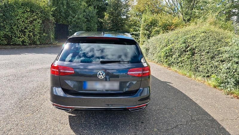 Gebraucht VW Passat R-line 190 PS (139 kW) 2019 Kombi
