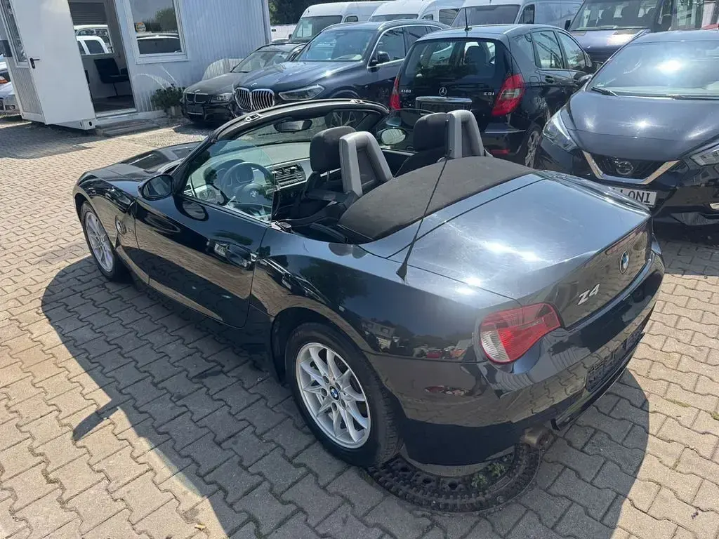 Gebraucht BMW Z4 150 PS (110 kW) 2007 Schwarz Cabrio