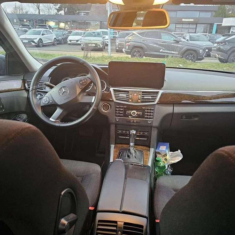 Gebraucht Mercedes E200 Elegance 136 PS (100 kW) 2011 Cabrio