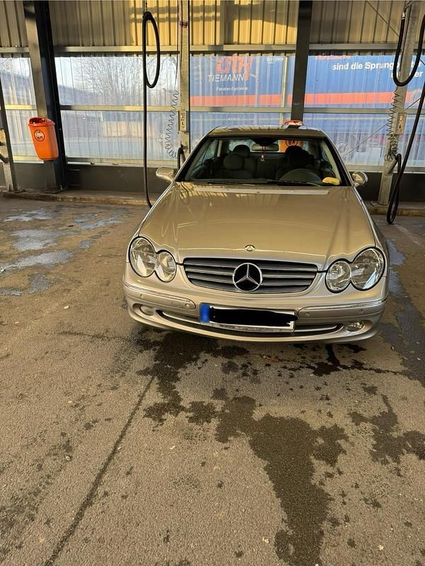 Gebraucht Mercedes CLK270 170 PS (125 kW) 2004 Grau Coupé
