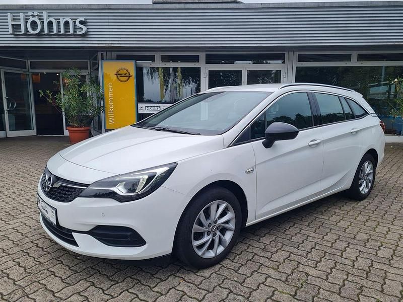 Gebraucht Opel Astra Elegance 145 PS (106 kW) 2021 Weiß Kombi