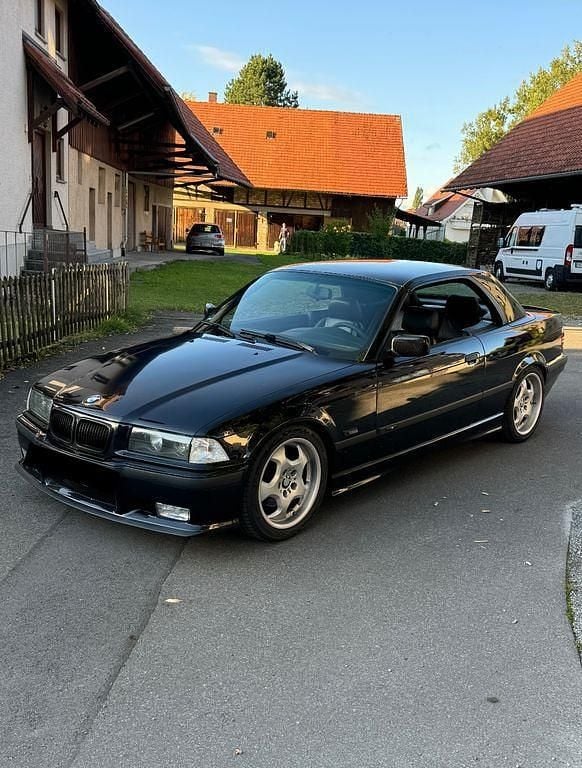 Schwarz Gebraucht 1996 BMW 328 Cabriolet M Sport Cabrio | 10.999 € (Guter Preis) - Bild 1/4