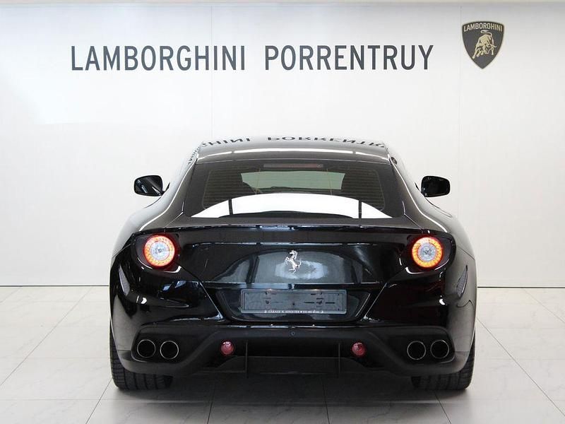Second-hand Ferrari FF 659 CP (484 kW) 2015 Negru Break