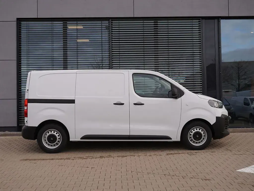 Neu Fiat e-Scudo 100 kW (136 PS) 2025 Weiß Van / Kleinbus