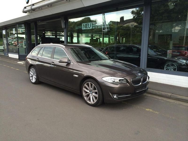 Gebraucht BMW 520 184 PS (135 kW) 2013 Kombi