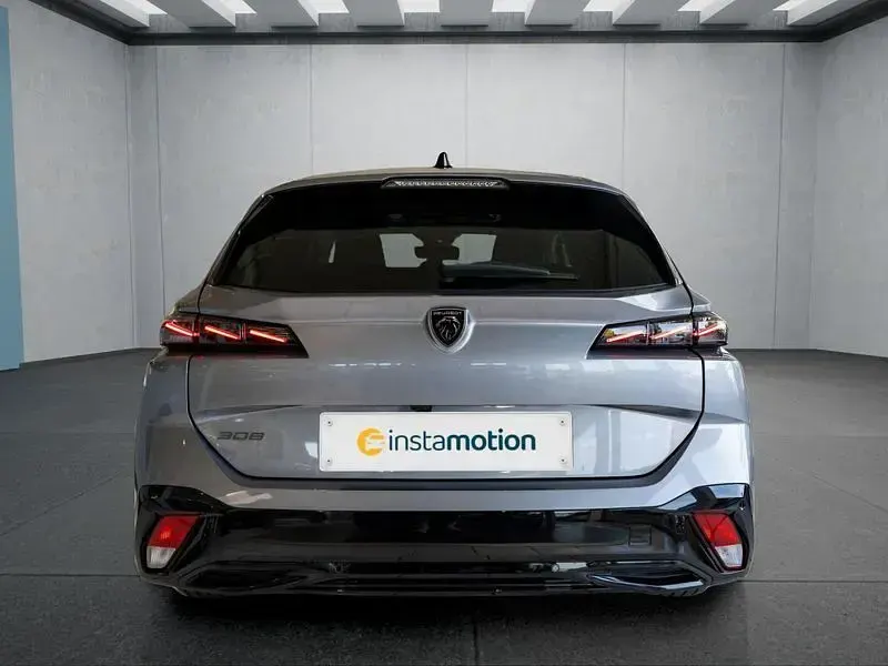 Neu Peugeot 308 131 PS (96 kW) 2026 Silber Kombi
