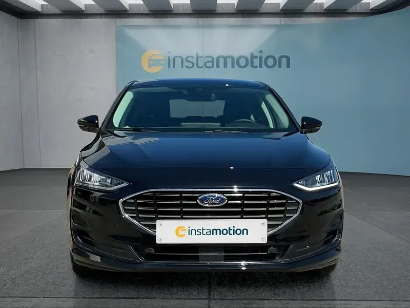 Neu Ford Focus Titanium 155 PS (114 kW) 2026 Schwarz Limousine