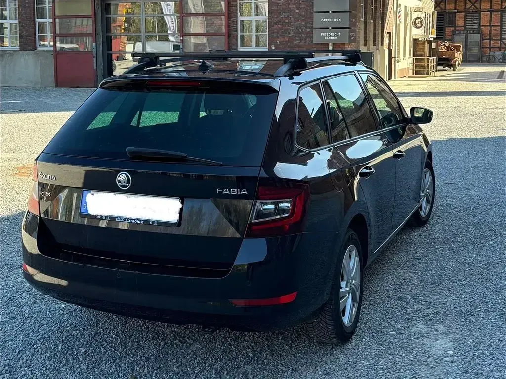 Gebraucht Skoda Fabia Soleil 75 PS (55 kW) 2019 Schwarz Kombi