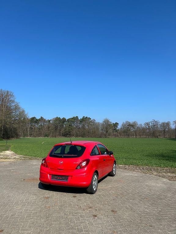 Gebraucht Opel Corsa Selection 60 PS (44 kW) 2009 Rot Kleinwagen