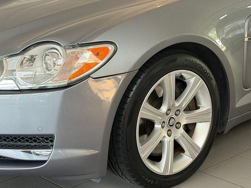 Gebraucht Jaguar XF S 211 PS (155 kW) 2010 Grau Limousine