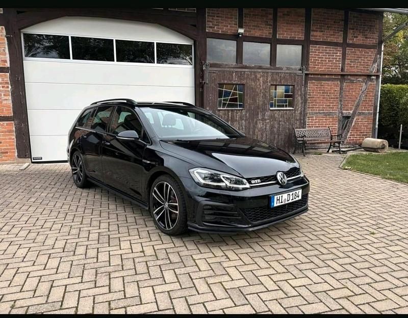Gebraucht VW Golf VII GTD 184 PS (135 kW) 2019 Schwarz Kombi