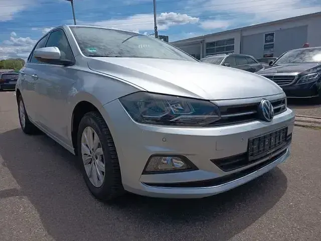 Gebraucht VW Polo Highline 116 PS (85 kW) 2020 Reflexsilber Kleinwagen