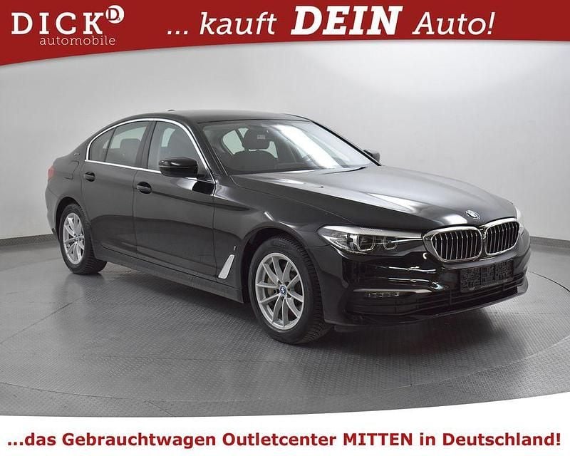 Schwarz Gebraucht 2019 BMW 530e Comfort Edition Limousine | 19.950 € - Bild 1/4