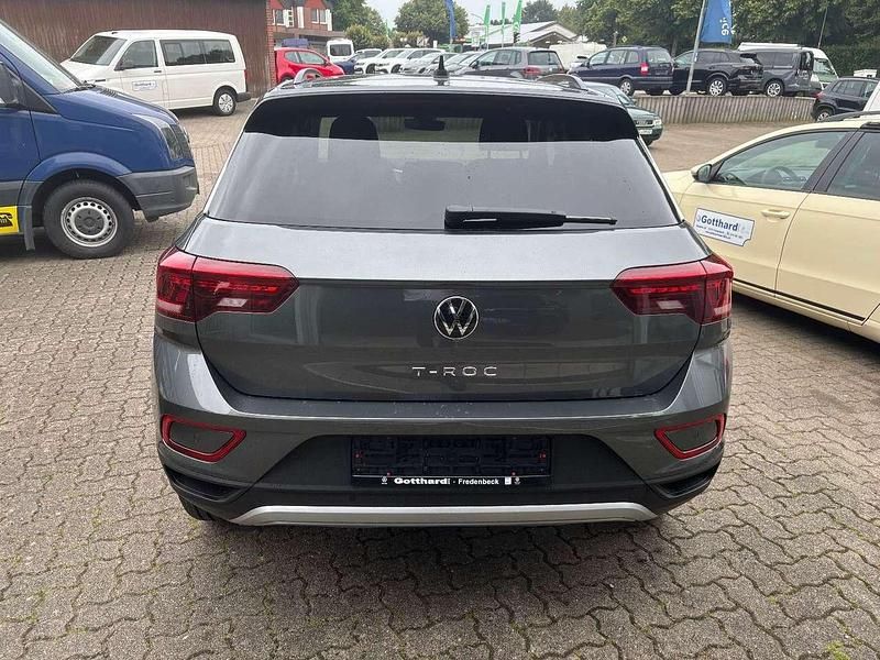 Neu VW T-Roc Life 116 PS (85 kW) 2025 Indiumgrau metallic SUV