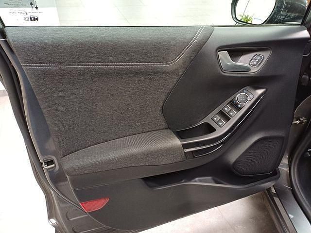 Gebraucht Ford Puma Titanium 125 PS (91 kW) 2021 Grau SUV