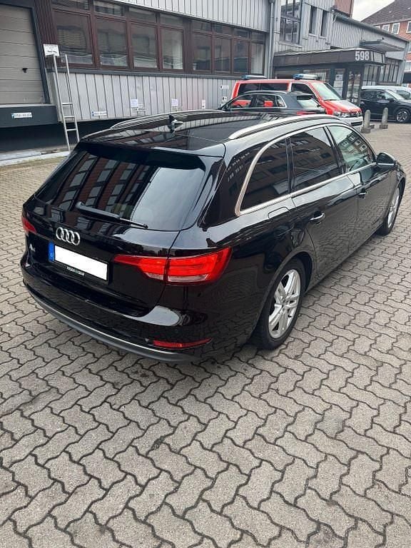 Gebraucht Audi A4 S-Line 150 PS (110 kW) 2017 Schwarz Kombi
