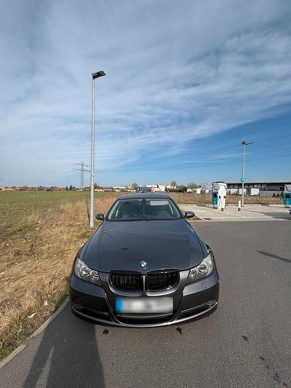Second-hand BMW 325 197 CP (144 kW) 2007 Gri Berlinǎ