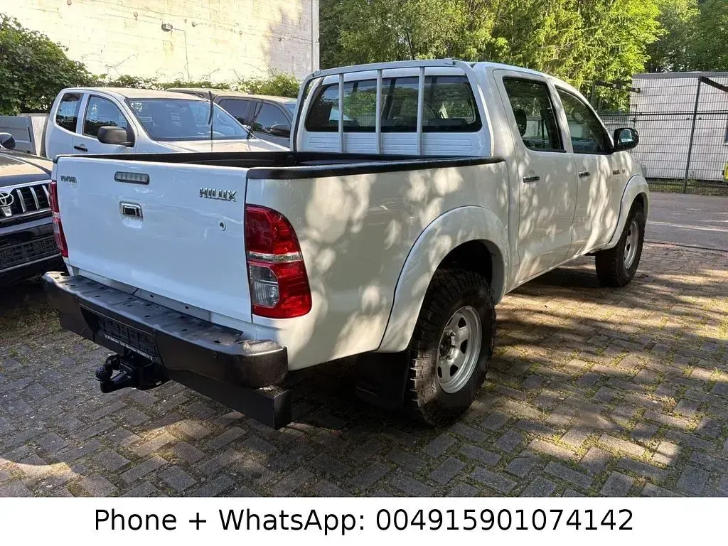 Gebraucht Toyota HiLux 171 PS (125 kW) 2009 Silber Pickup