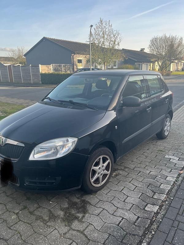 Schwarz Gebraucht 2008 Skoda Fabia Limousine | 1.200 € - Bild 1/4