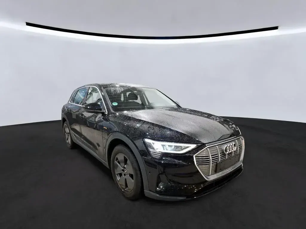 Gebraucht Audi e-tron 230 kW (313 PS) 2022 Schwarz SUV