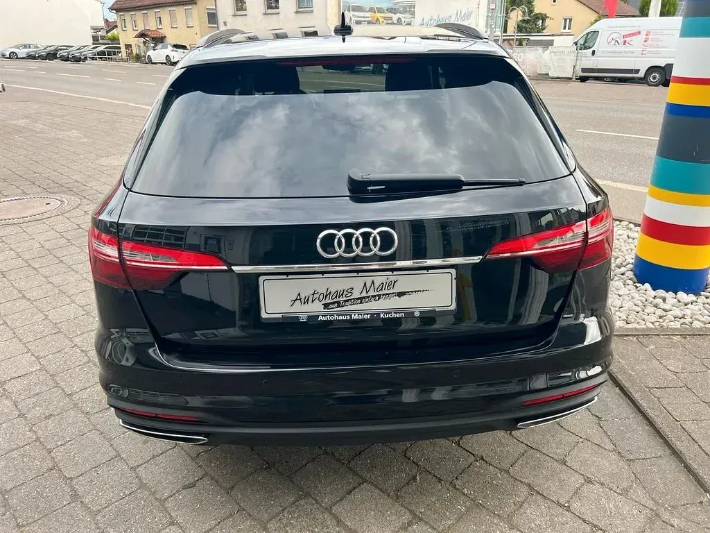 Gebraucht Audi A4 150 PS (110 kW) 2022 Schwarz Kombi