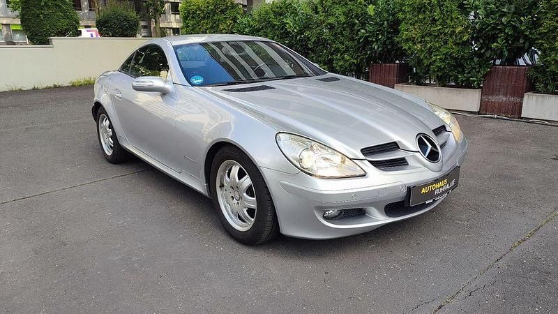 Silber Gebraucht 2007 Mercedes SLK200 Cabrio | 10.990 € (Fairer Preis) - Bild 1/4