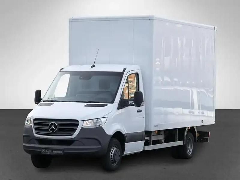 Gebraucht Mercedes Sprinter 163 PS (119 kW) 2021 Arktikweiss Van