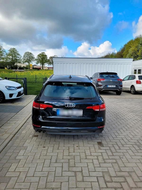 Gebraucht Audi A4 190 PS (139 kW) 2017 Schwarz Kombi