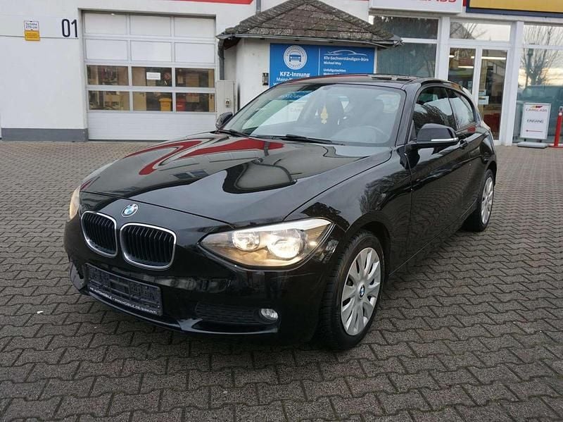 Gebraucht BMW 114 102 PS (75 kW) 2014 Schwarz ii Kleinwagen